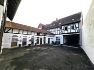 Fuldatal - Ihringshausen Saniertes Wohnhaus mit Einliegerwohnung, Werkstattgebäude, Pferdestallungen und Scheune - Fuldatal