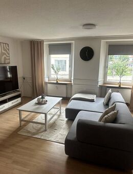 Renovierte, möblierte 3 Zimmer Altbauwohnung direkt im Zentrum - Vöhrenbach