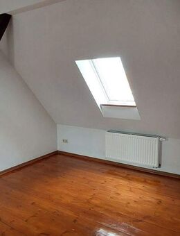 3 Raum Maisonettenwohnung mit Tageslichtküche/ Tageslichtbad + - Leipzig