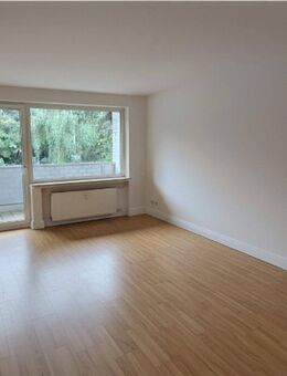 Helle 3-Zimmer-Wohnung mit Balkon & Einbauküche in Giesenkirchen - Mönchengladbach