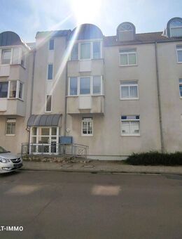 Schöne 3-Raumwohnung mit Balkon und Einbauküche - Bitterfeld-Wolfen