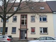 für den Single: schöne DG-Wohnung in ruhiger Lage - Duisburg