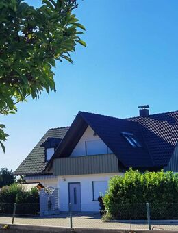 Exklusive 3 Zimmer-Wohnung in Mädlfeld zu vermieten, ruhige Lage, edles Ambiente, Balkon inklusive - Karlskron