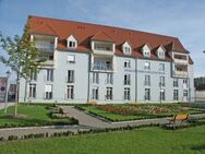 Seltene Gelegenheit... helle 2 Zimmer-Wohnung mit Loggia und Tiefgaragenstellpiatz im Seniorenwohnzentrum "Unteres Tor" - Haßfurt