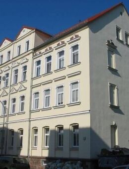 schöne kleine 2 Zimmer Wohnung mit Balkon und Einbauküche - Döbeln