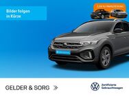 VW T-Roc, 2.0 TSI R-Line Digital, Jahr 2023 - Lichtenfels (Bayern)