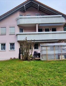 Oberndorf a. N. - 4 Zimmer Wohnung - 103 qm mit Garten und Terrasse inkl. Garage und Einbauküche - Oberndorf (Neckar)