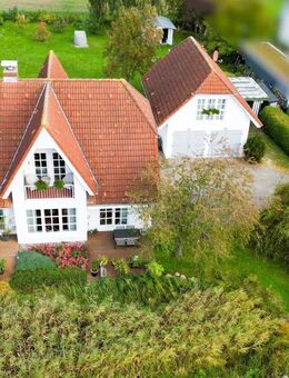 Charmantes Landhaus in ruhiger Feldrandlage mit großem Grundstück - Börgerende-Rethwisch