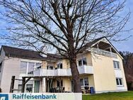 Traumhafter Burgblick garantiert: Stilvolles Einfamilienhaus mit Einliegerwohnung im zeitgemäßen Komfort - Velburg