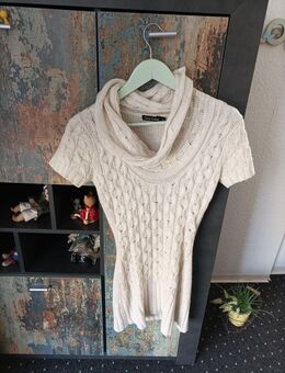 Cremefarbenes Strickkleid - Lünen