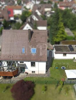 Überwiegend saniertes Einfamilienhaus mit familienfreundlichem Grundstück - Renningen