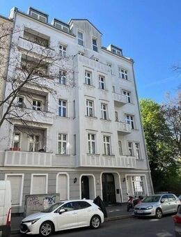 Charmante und ruhige 4 Zimmeraltbauwohnung mit Terrasse am Schustehruspark - Berlin