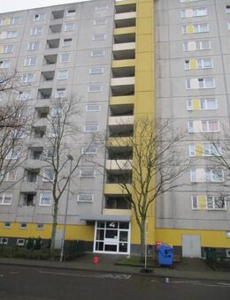 Kapitalanleger aufgepasst : Vermietete 2 Zi.-ETW + 1 TG-Platz in Laatzen-Mitte - Laatzen