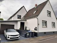 Charmantes freistehendes Ein(Mehr)familienhaus in Raunheim - Raunheim