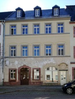 geräumige Wohnung im SEPARATEN Anbau - Rochlitz