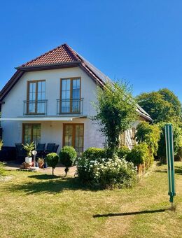 Einfamilienhaus mit zusätzlicher Bebauungsmöglichkeit - Petershagen