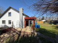 Großzügiges Familienhaus mit Garten/2 Garagen und Stellplätze in 66740 Steinrausch zu verkaufen - Saarlouis