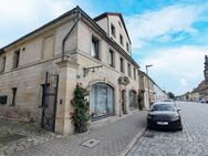 Großzügige 2,5-Zimmer Wohnung mit EBK in guter Lage! Frei ab 01.07.! - Bayreuth