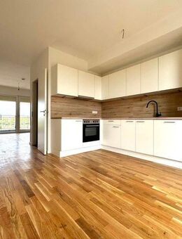 Erstbezug: gemütliche 4-Raum-Wohnung mit Einbauküche, Balkon und Tageslichtbad - Leipzig