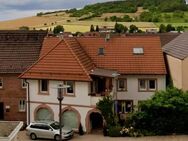 Außergewöhnliches Wohnidyll im Herzen von Neubrunn - lassen Sie sich verzaubern - Neubrunn (Bayern)