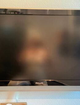 Treuer Phillips Fernseher sucht neues Zuhause - Külsheim