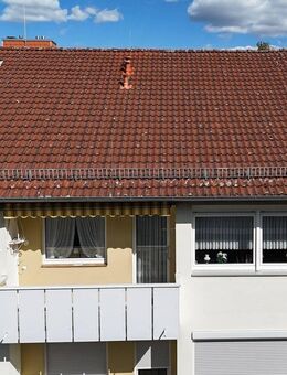 Gut geschnittene 3-Zi. Wohnung mit Loggia - Hannover