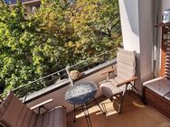 Reduzierter Preis! Vermietete, sonnige 3-Zimmer-Altbauwohnung mit Balkon + Loggia ! - Berlin