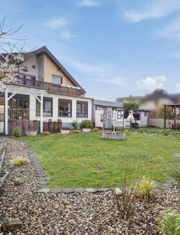 Attraktives Zweifamilienhaus mit Einliegerwohnung/Mehrgenerationenhaus oder als Kapitalanlage - Haltern (See)