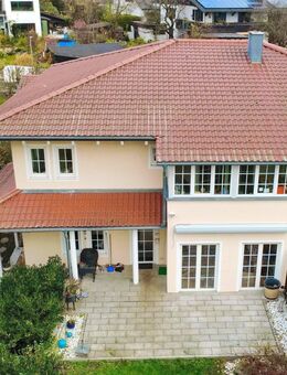 Familienidylle mit Einliegerwohnung - Stil, Raum und Natur perfekt kombiniert - Rohrbach (Bayern)