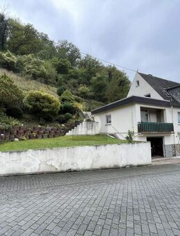 CHARMANTES ALTBAUOBJEKT MIT AUSBAUPOTENTIAL - Kaub