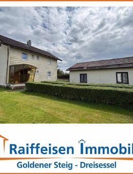 Ein-/Zweifamilienhaus in absolut ruhiger Randlage - Grafenau/Großarmschlag - Grafenau (Bayern)