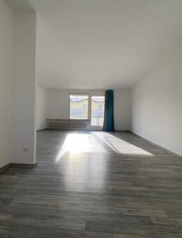 Großzügige 1-Zimmer-Wohnung - Erlangen