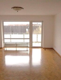 Verkauf // 3-Zimmerwohnung mit großen Balkon und einem Kfz.-Außenstellplatz - Lauenburg (Elbe)