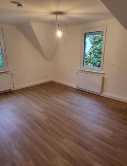 Sanierte Dachgeschosswohnung - Villingen-Schwenningen