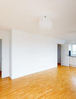 Wohnen auf über 100 Quadratmetern: 3-Zimmer-Penthousewohnung mit Einbauküche und Dachterrasse - Butzbach (Friedrich-Ludwig-Weidig-Stadt)