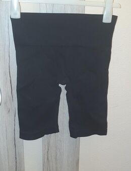 Schwarze Highwaist Radlerhose/kurze Leggings Größe S(36) - Darmstadt