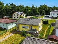 Kapitalanlage oder Eigennutzung! Einfamilienhaus mit großem Garten und Doppelgarage - Grafenwöhr