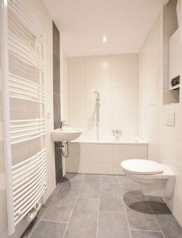 Wanne & Dusche / Helle Räume - Chemnitz