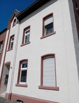 Große Doppelhaushäfte als Mehrgenerationenhaus auf 3 Ebenen in Korschenbroich - Korschenbroich