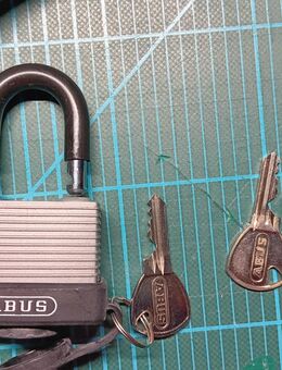 Diverse Fahrradschlösserpreiswert zu verkaufen - Köln