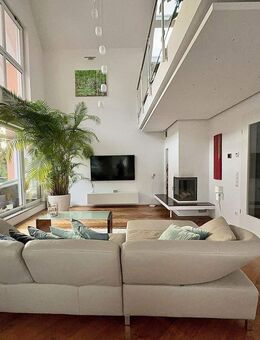 Großzügige, lichtdurchflutete DG-Maisonette Wohnung - Fasangarten - München