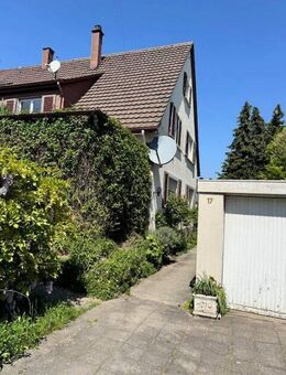 Doppelhaushälfte in schöner grüner Lage in Stuttgart - Fellbach zu verkaufen - Fellbach