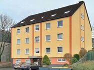 Ideal als Kapitalanlage oder Selbsteinzug. Gemütliche 2 Zimmer Dachgeschosswohnung mit Pkw-Stellplatz an der Grünanlage Bärenloch - Solingen (Klingenstadt)