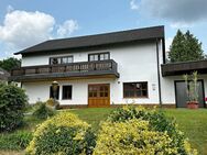 LIF-SCHNEY! RUHIGES WOHNEN IM FREISTEHENDEN WOHNHAUS MIT GARAGE U.V.M... - Lichtenfels (Bayern)