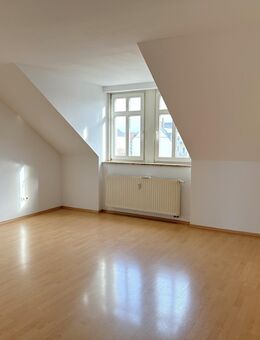 Geräumige Dachgeschoss-Maisonettewohnung Nähe Stadtzentrum - Chemnitz