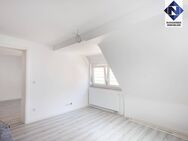 Dachgeschosswohnung im Zentrum - Erstbezug nach Sanierung - Kirchheim (Teck)