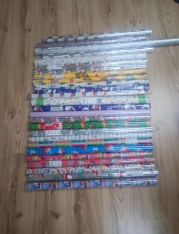 26 rollen geschenkpapier neu verpackt - Baesweiler