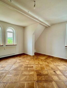 Charmante 2½-Zimmer-Wohnung mit ausgebautem Dachgeschoss im Zentrum von Sigmaringen - Sigmaringen