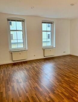 Schöne 2-Zimmer-Eigentumswohnung im 1.OG - Lengenfeld