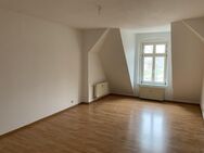 Dachgeschosswohnung mit EBK in Bahnhofsnähe zu verkaufen - Görlitz